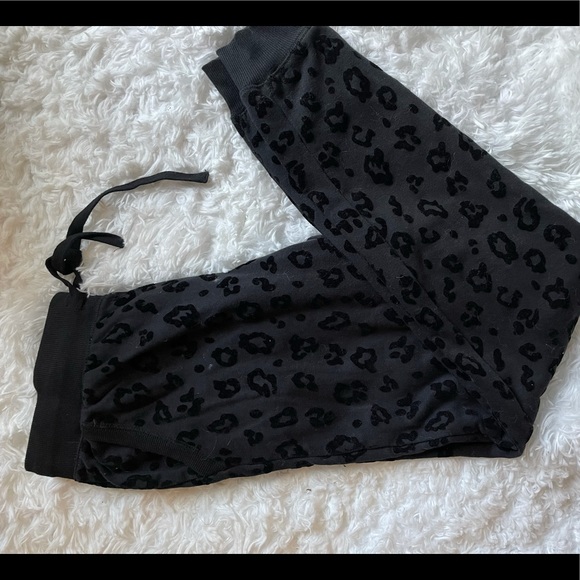 Z Supply Animal Print Jogger XS - Picture 4 of 4
